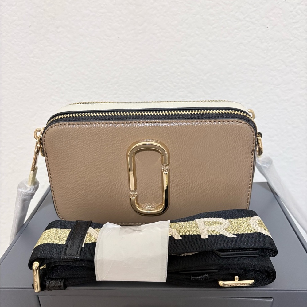 Marc Jacobs Taupe Camera Crossbody Bag with Gold Accents - Picture 2 of 5